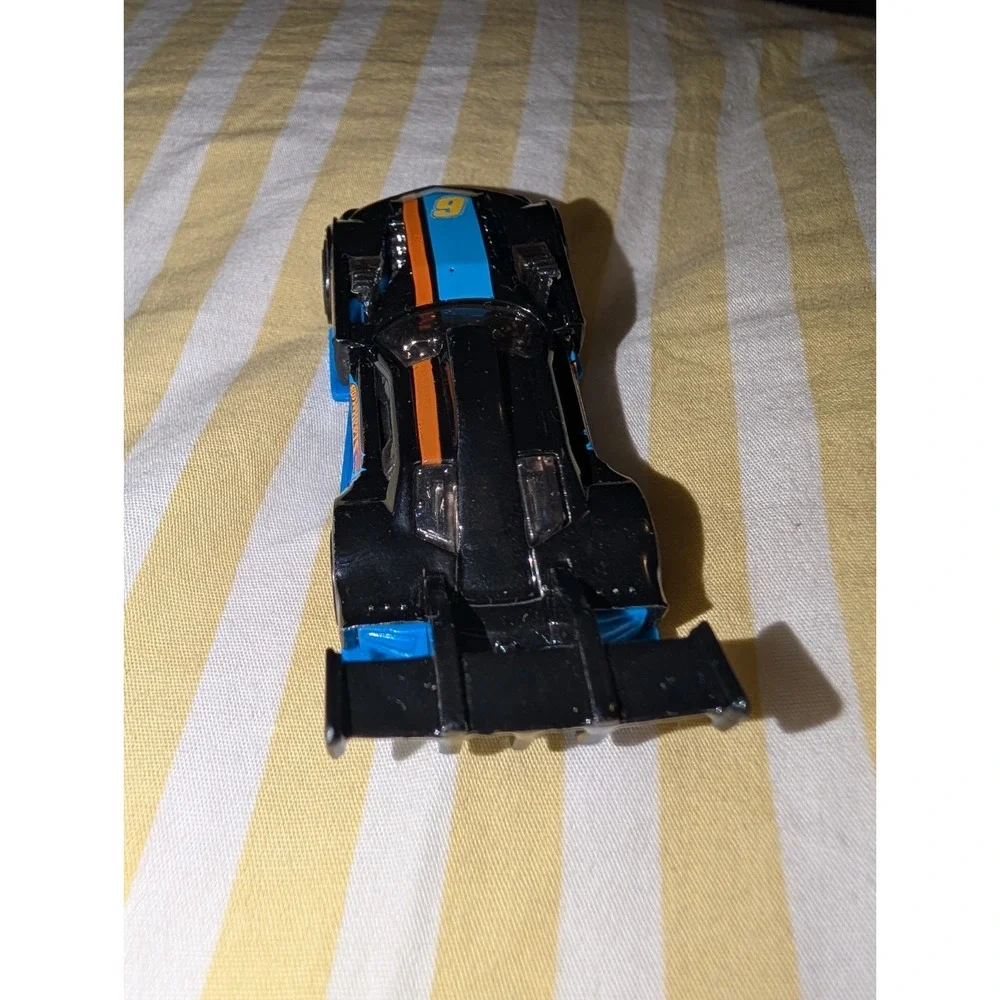Hot Wheels GT Hunter Black 6 Racing Series 2015 Diecast Car 1:64 Scale